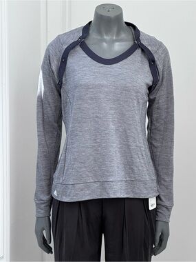 ❤️Adidas Women’s Grey and Navy Long-Sleeve Athletic Top